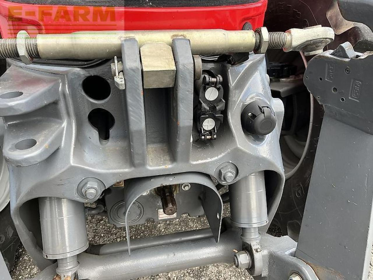 Tractor agricol Massey Ferguson mf 6715 s dyna-vt exclusive Exclusive: Foto 14 Tractor agricol Massey Ferguson mf 6715 s dyna-vt exclusive Exclusive: Foto 14