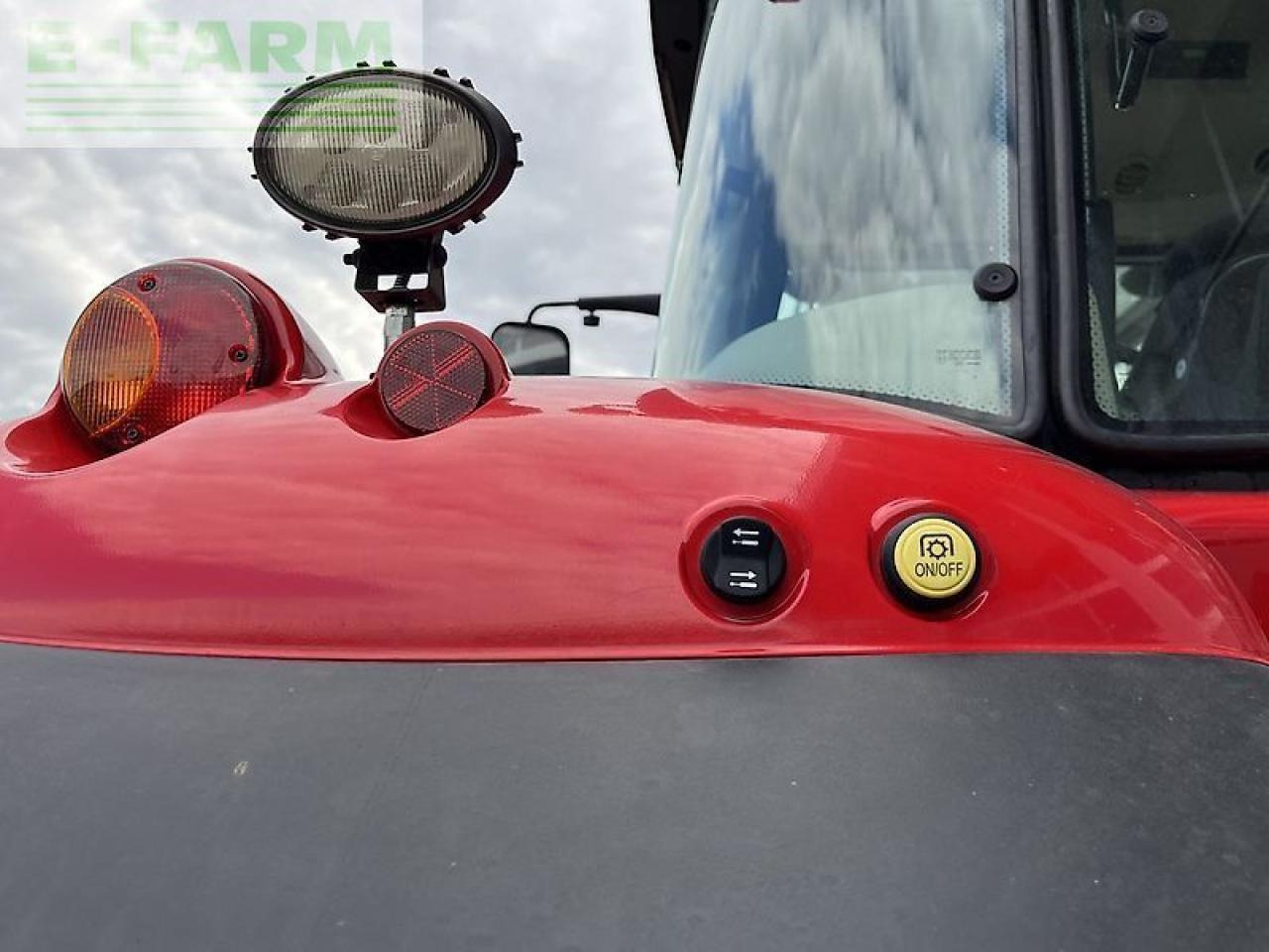 Tractor agricol Massey Ferguson mf 6715 s dyna-vt exclusive Exclusive: Foto 16 Tractor agricol Massey Ferguson mf 6715 s dyna-vt exclusive Exclusive: Foto 16