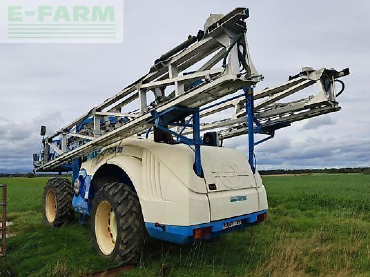 Maşină de erbicidat tractata Matrot maestria 15: Foto 12