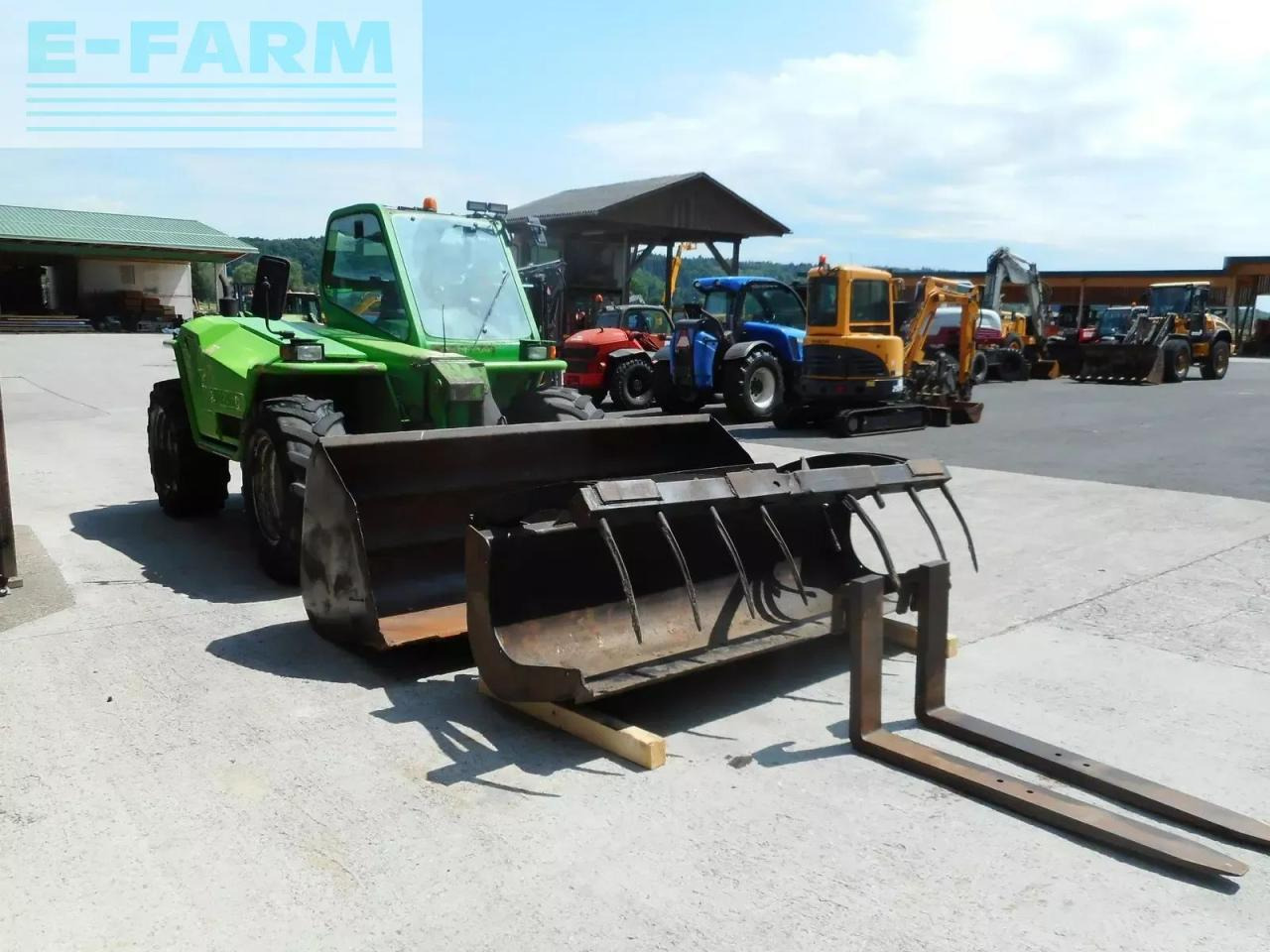 Merlo p33.7kt mit schaufel + greiferschaufel + gabel - Stivuitor telescopic: Foto 5 Merlo p33.7kt mit schaufel + greiferschaufel + gabel - Stivuitor telescopic: Foto 5