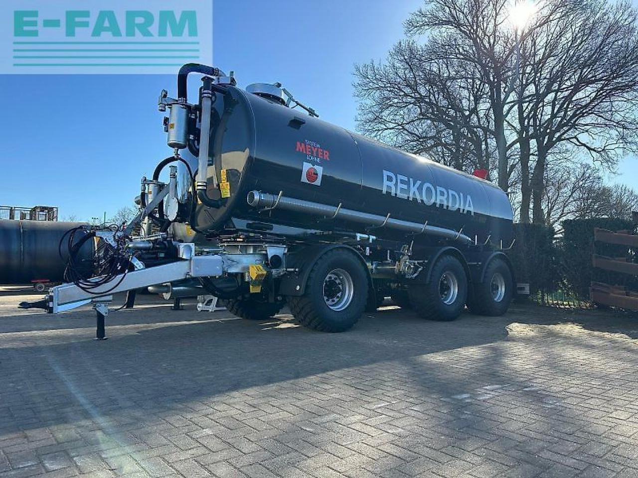Meyer-Lohne rekordia cargo 25000l vakuum zubringer - Maşină de împrăştiat îngrăşăminte: Foto 1 Meyer-Lohne rekordia cargo 25000l vakuum zubringer - Maşină de împrăştiat îngrăşăminte: Foto 1