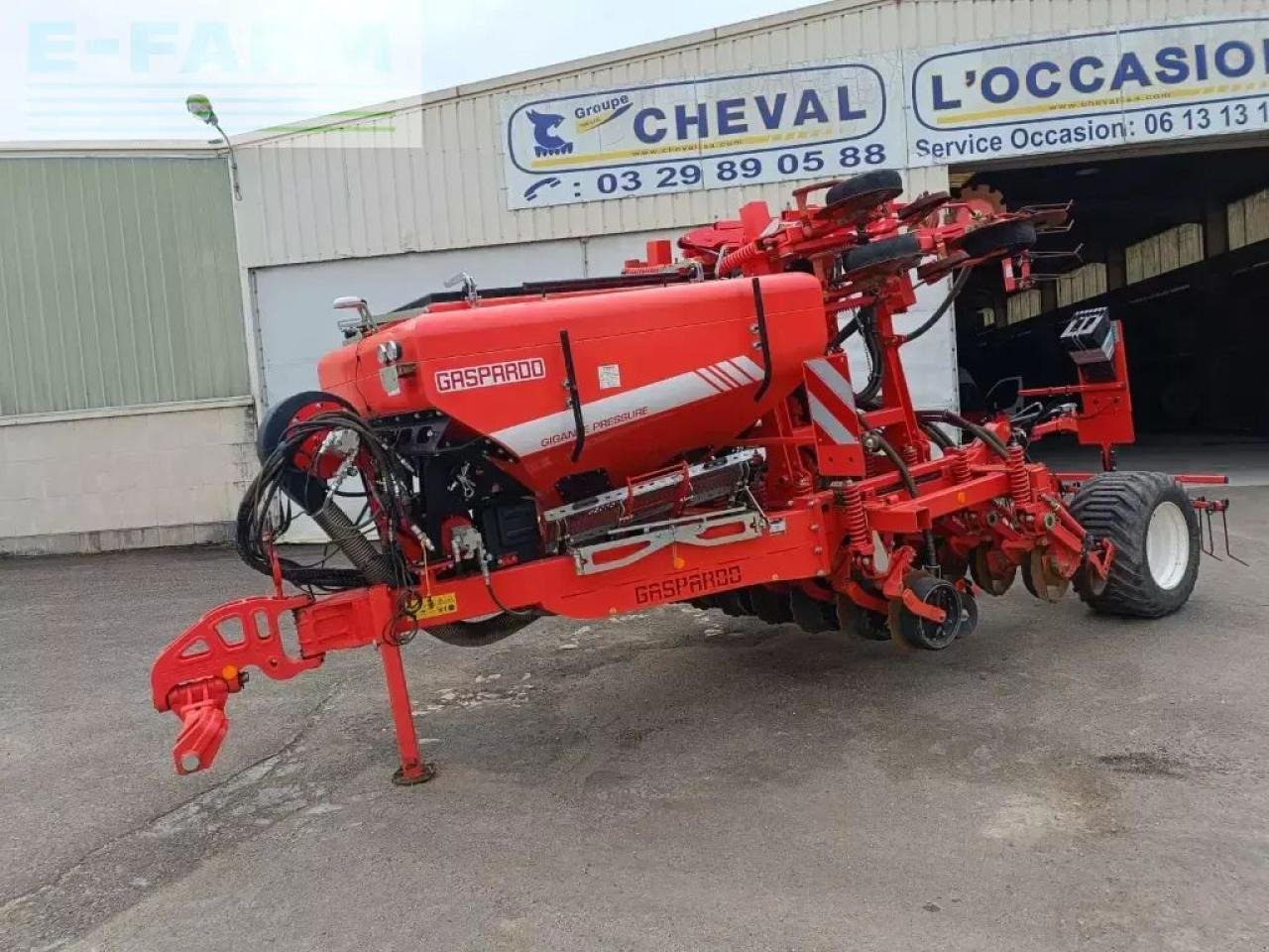 Mustang gigante pressure 400 - Semănătoare de precizie: Foto 3 Mustang gigante pressure 400 - Semănătoare de precizie: Foto 3