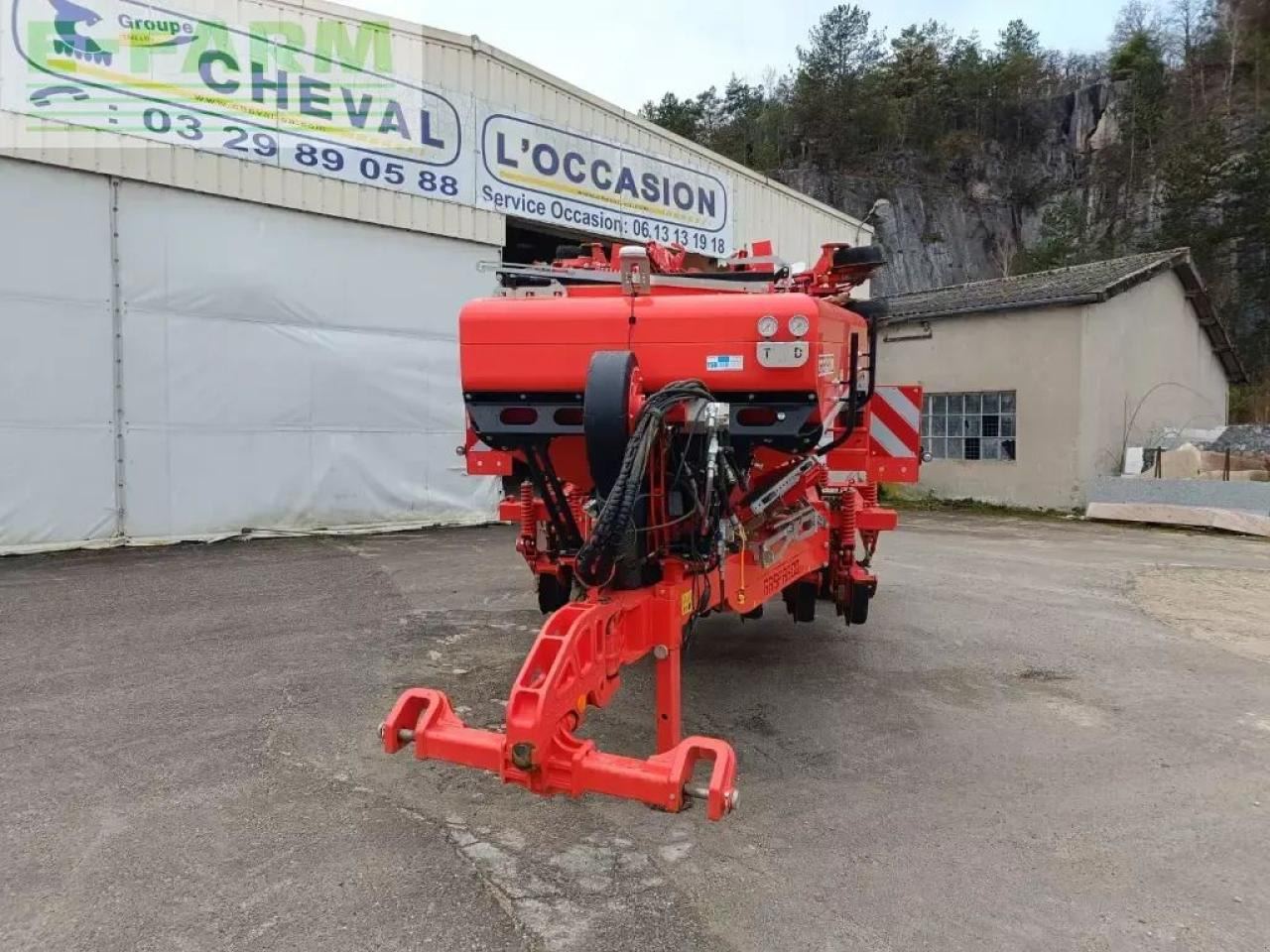 Mustang gigante pressure 400 - Semănătoare de precizie: Foto 2 Mustang gigante pressure 400 - Semănătoare de precizie: Foto 2