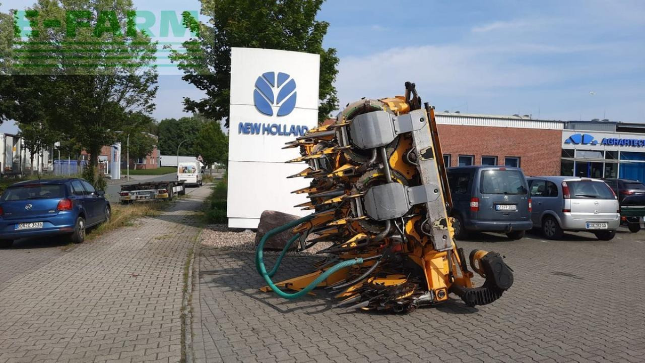 New Holland 90 sfi / kemper maisgebiss 390 - Utilaje pentru maşină de recoltat furaj: Foto 2 New Holland 90 sfi / kemper maisgebiss 390 - Utilaje pentru maşină de recoltat furaj: Foto 2