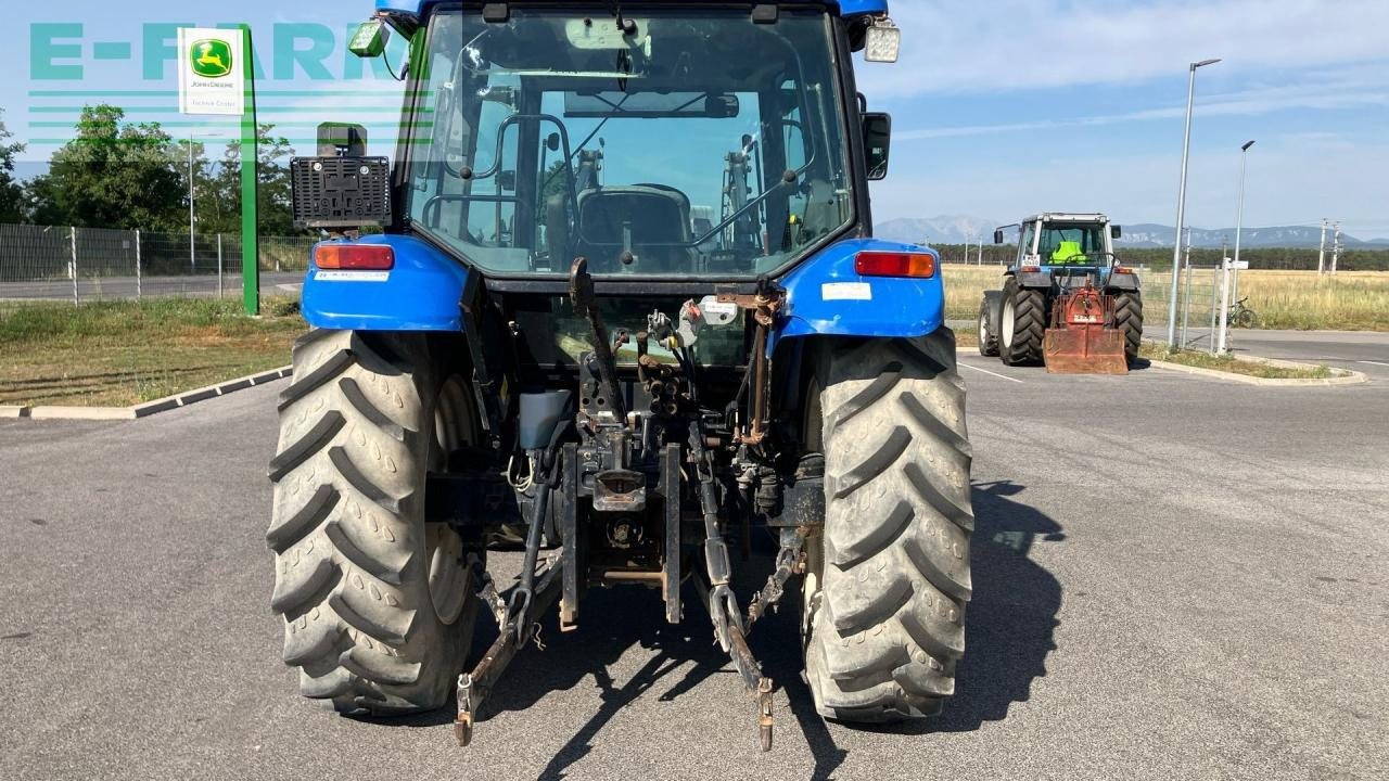 Tractor agricol New Holland TL 80 A A: Foto 7 Tractor agricol New Holland TL 80 A A: Foto 7