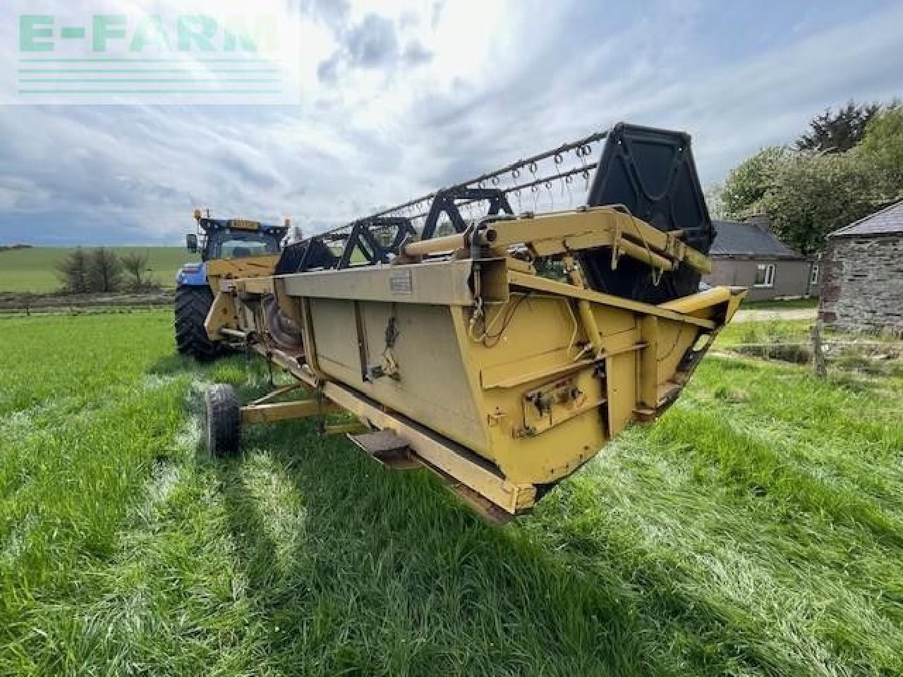 New Holland TX66 - Combină de recoltat cereale: Foto 4 New Holland TX66 - Combină de recoltat cereale: Foto 4