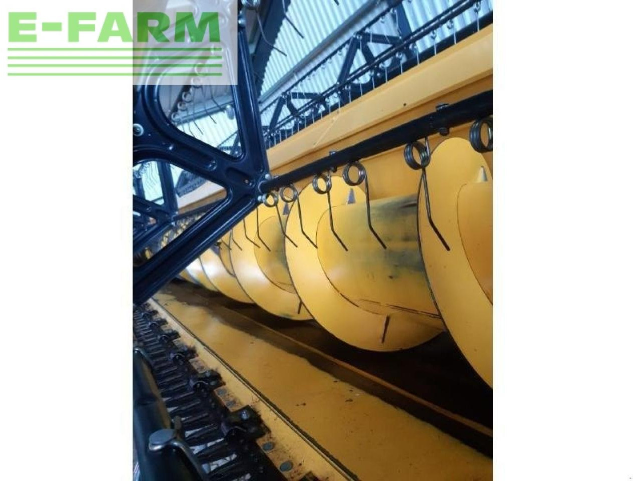 New Holland cpe1070 - Heder: Foto 3 New Holland cpe1070 - Heder: Foto 3