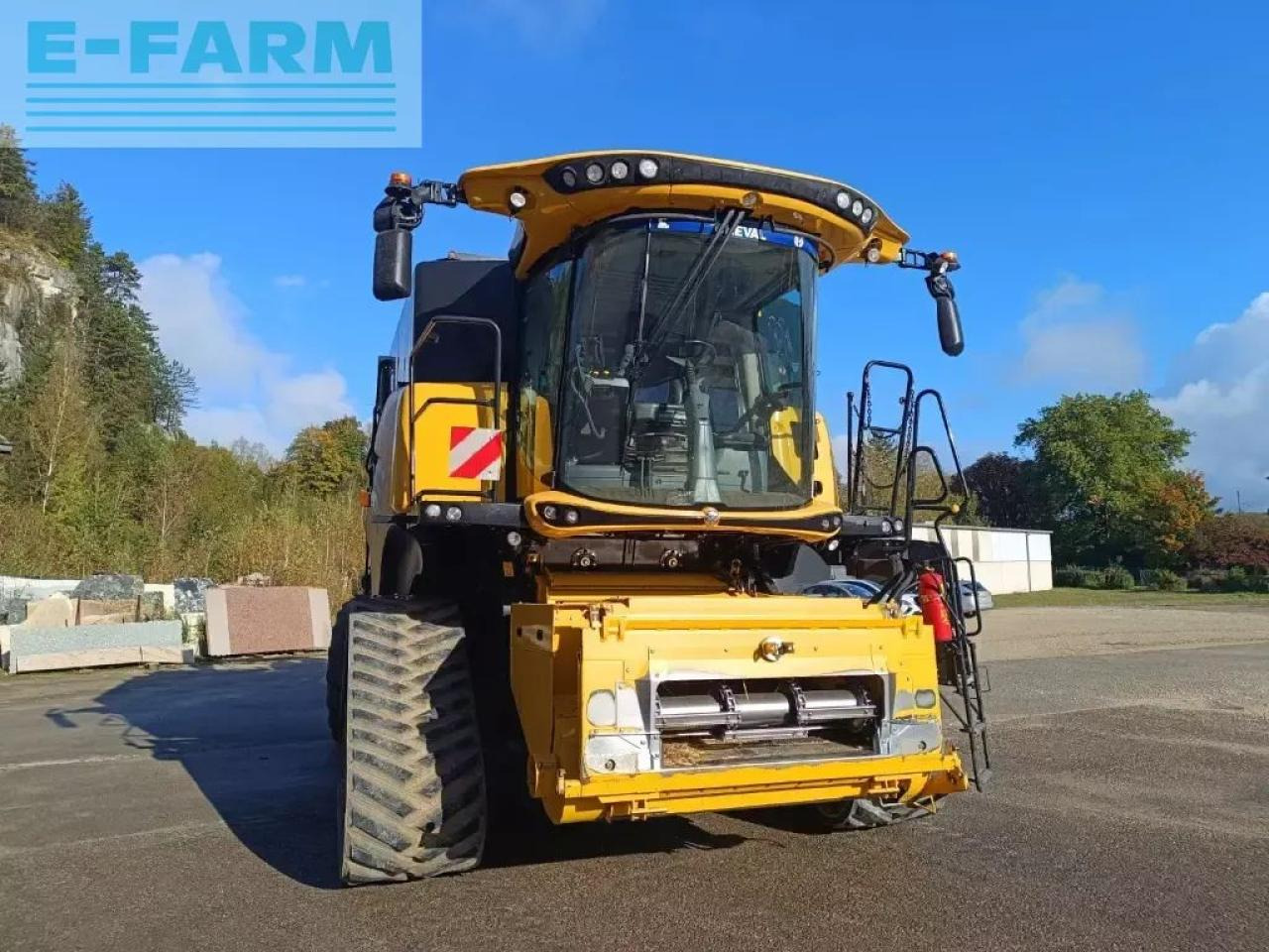 New Holland cr9.90 smart trax - Combină de recoltat cereale: Foto 4 New Holland cr9.90 smart trax - Combină de recoltat cereale: Foto 4