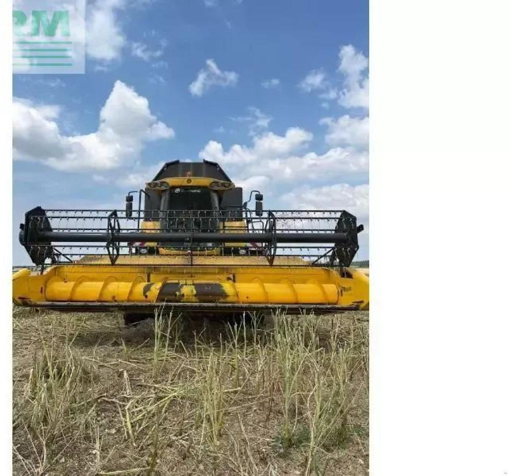 New Holland cx5090 - Combină de recoltat cereale: Foto 1 New Holland cx5090 - Combină de recoltat cereale: Foto 1