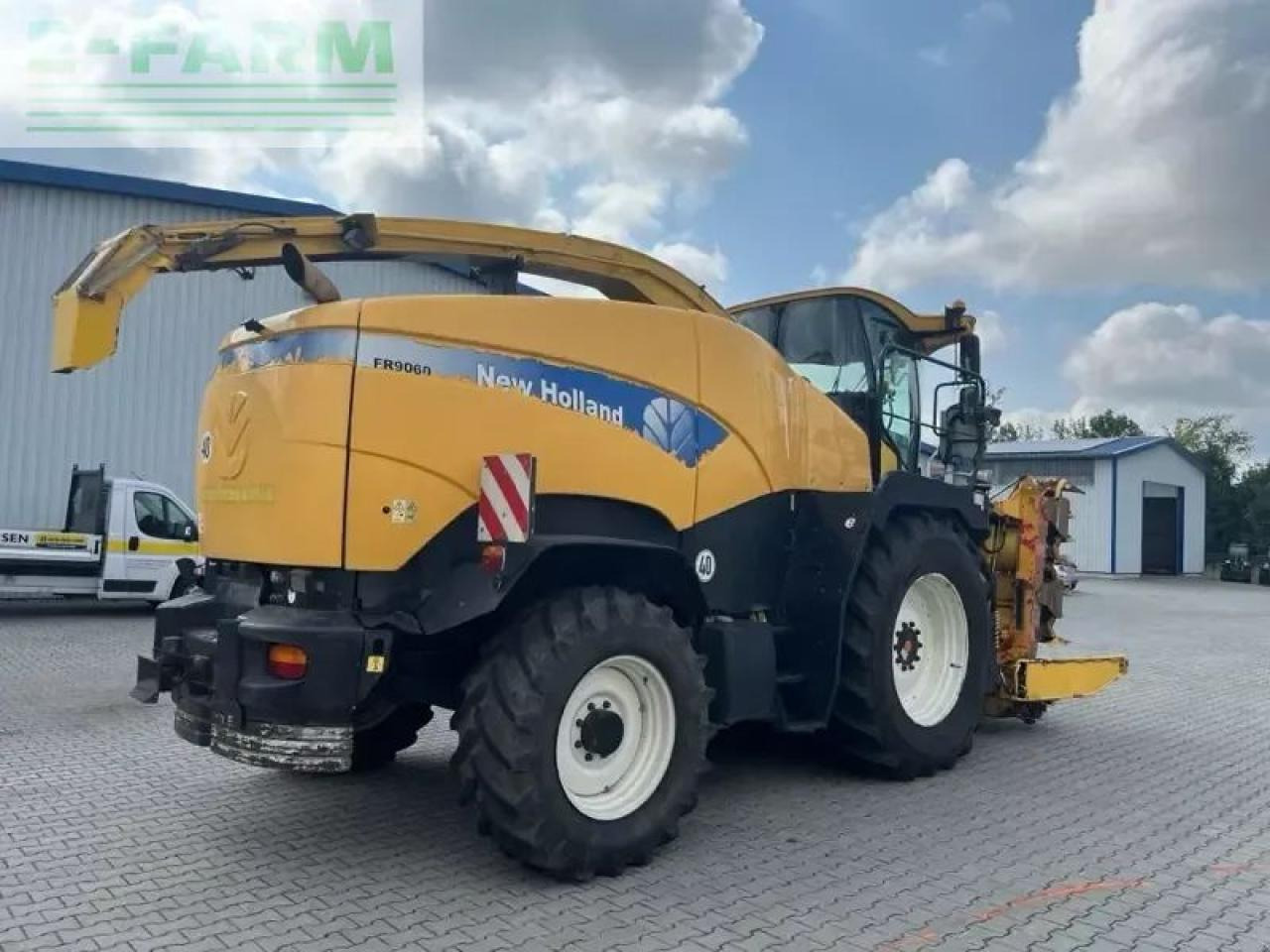 New Holland fr 9060 - Combină de Recoltat Furaj: Foto 5 New Holland fr 9060 - Combină de Recoltat Furaj: Foto 5