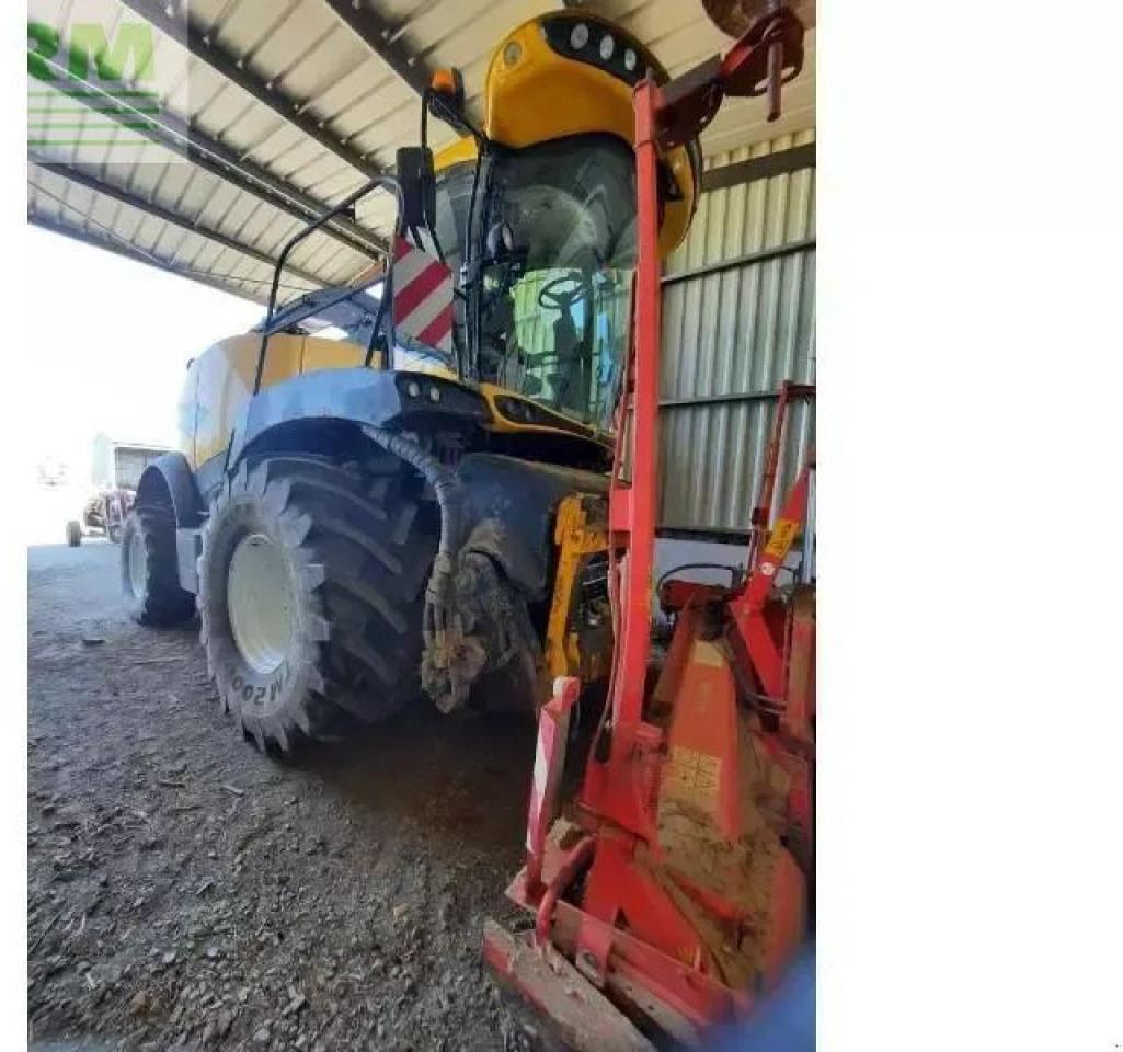 New Holland fr480 - Combină de Recoltat Furaj: Foto 1 New Holland fr480 - Combină de Recoltat Furaj: Foto 1