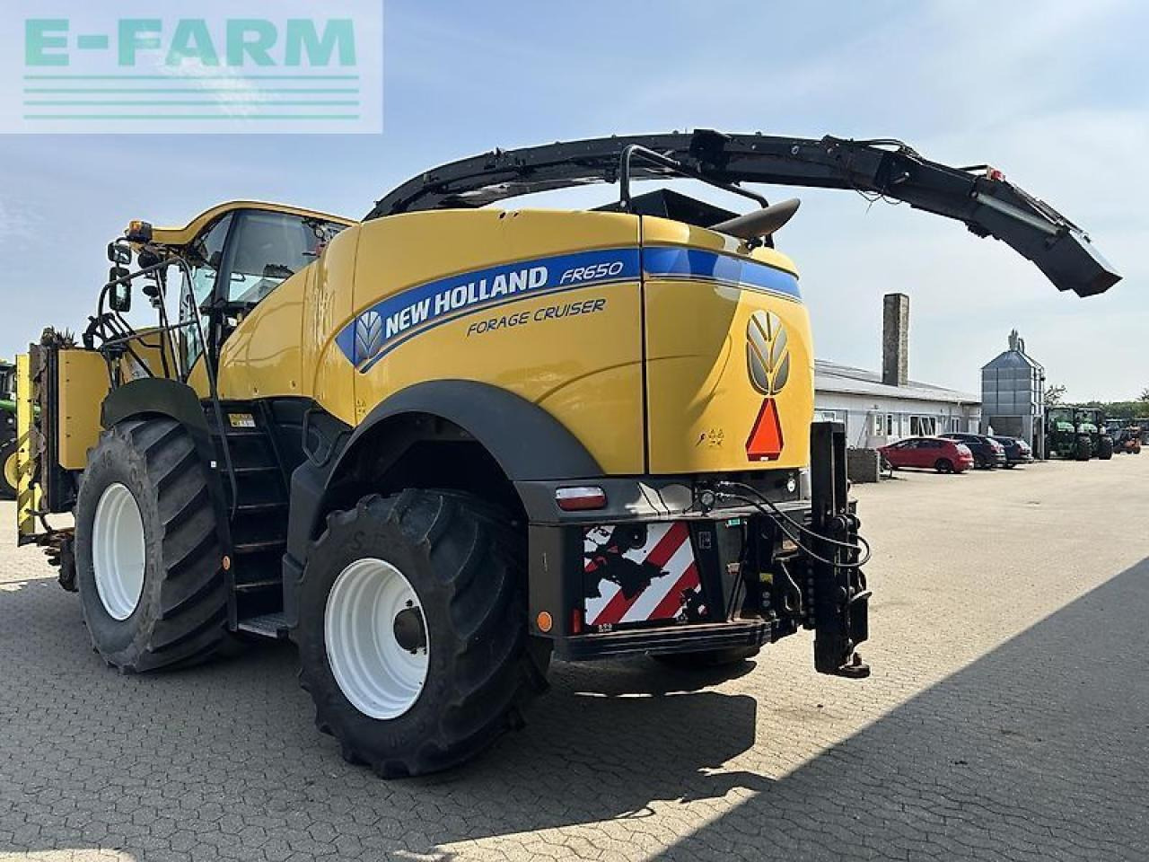 New Holland fr9060 - Combină de Recoltat Furaj: Foto 2 New Holland fr9060 - Combină de Recoltat Furaj: Foto 2