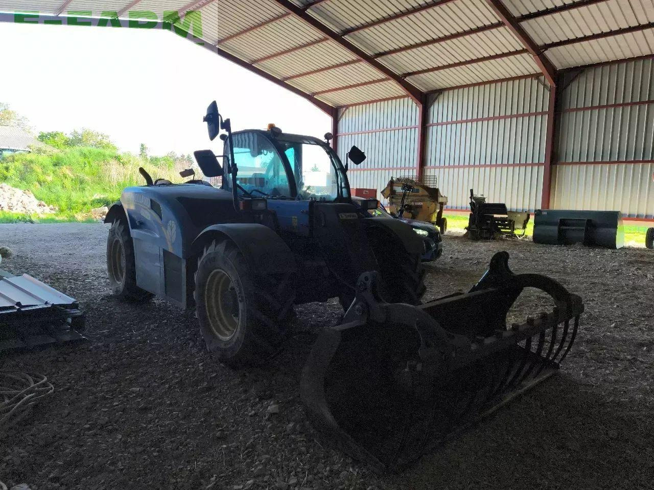 New Holland lm7.35 - Stivuitor telescopic: Foto 4 New Holland lm7.35 - Stivuitor telescopic: Foto 4