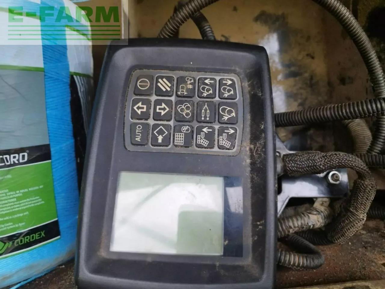 New Holland presse à balles rondes roll-belt 150 superfeed new - Presă baloţi dreptunghiulari: Foto 2 New Holland presse à balles rondes roll-belt 150 superfeed new - Presă baloţi dreptunghiulari: Foto 2