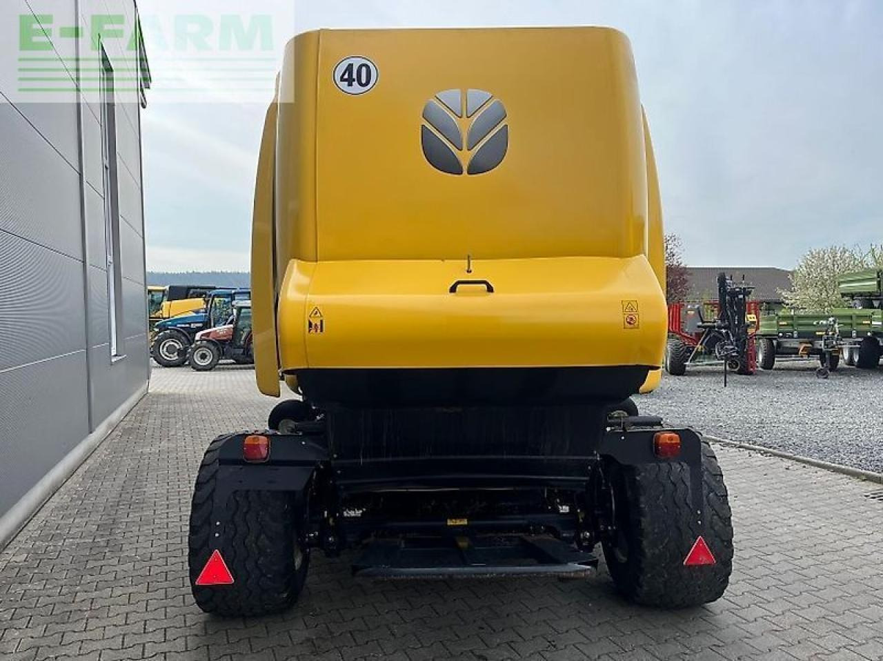 New Holland rb 180 c - Presă baloţi dreptunghiulari: Foto 3 New Holland rb 180 c - Presă baloţi dreptunghiulari: Foto 3