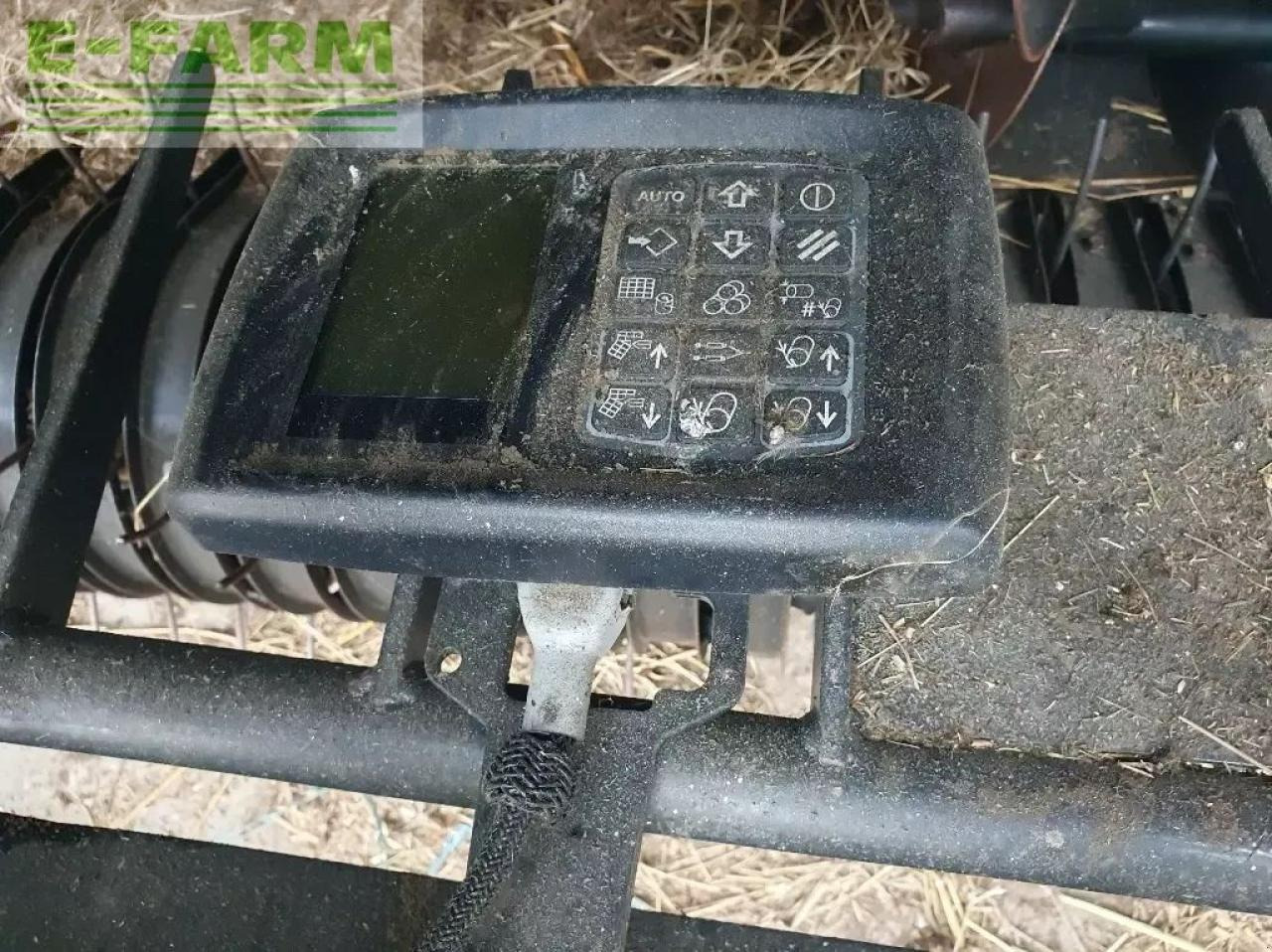 Presă baloţi dreptunghiulari New Holland roll belt 150: Foto 8