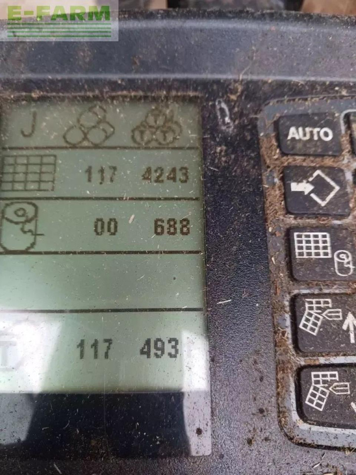 New Holland roll belt 150 - Presă baloţi dreptunghiulari: Foto 2 New Holland roll belt 150 - Presă baloţi dreptunghiulari: Foto 2