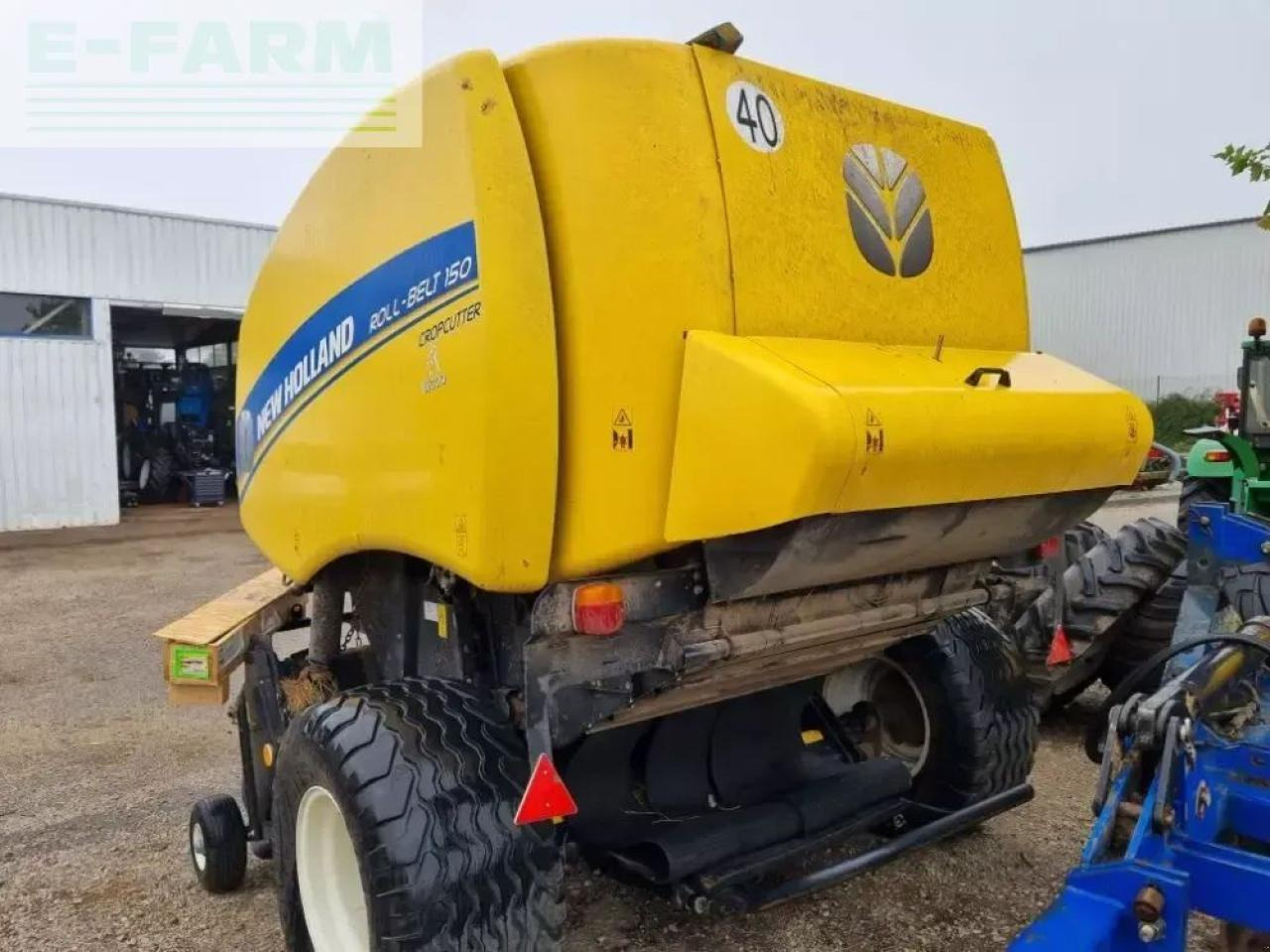 New Holland roll belt 150 crop cutter - Presă baloţi dreptunghiulari: Foto 2 New Holland roll belt 150 crop cutter - Presă baloţi dreptunghiulari: Foto 2