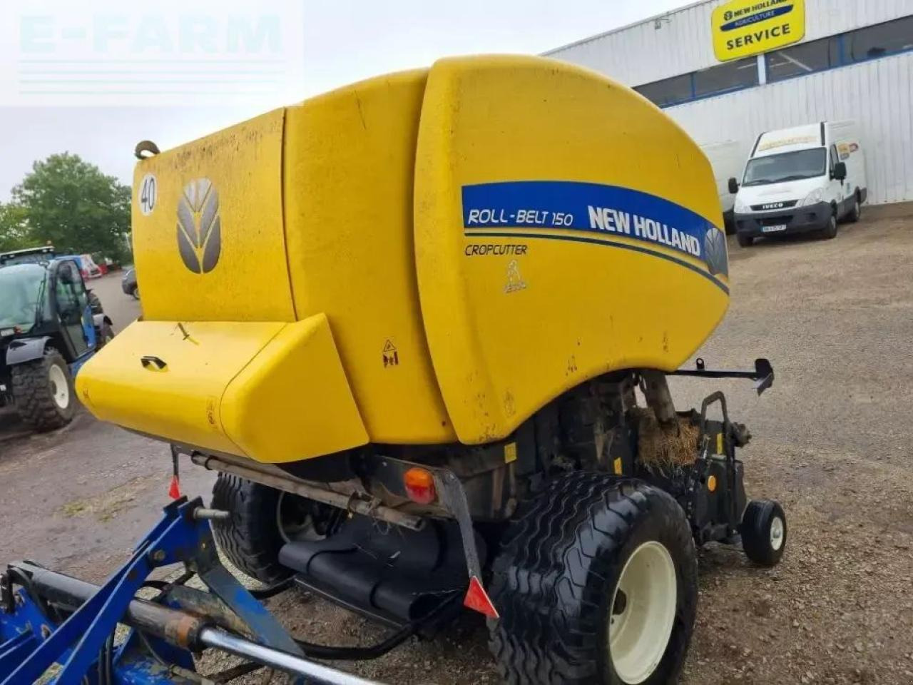 New Holland roll belt 150 crop cutter - Presă baloţi dreptunghiulari: Foto 3 New Holland roll belt 150 crop cutter - Presă baloţi dreptunghiulari: Foto 3