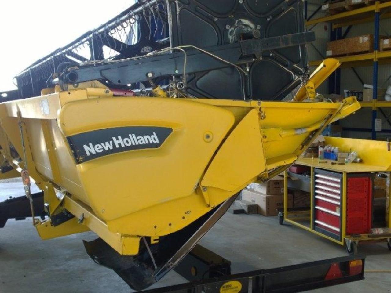 New Holland schneidwerk 7,32 m - Heder: Foto 4 New Holland schneidwerk 7,32 m - Heder: Foto 4