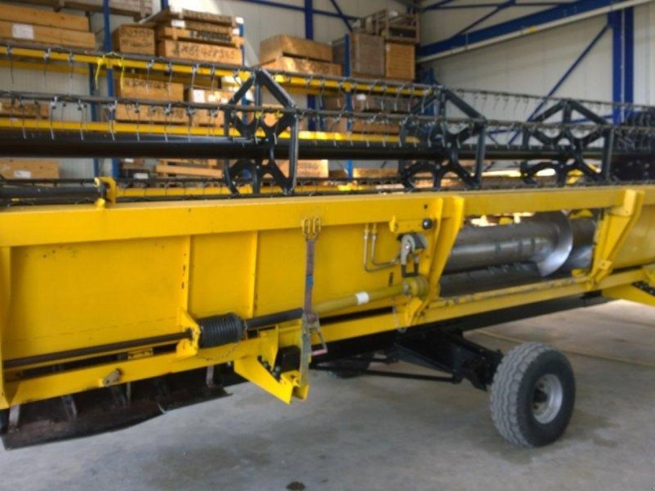 New Holland schneidwerk 7,32 m - Heder: Foto 3 New Holland schneidwerk 7,32 m - Heder: Foto 3