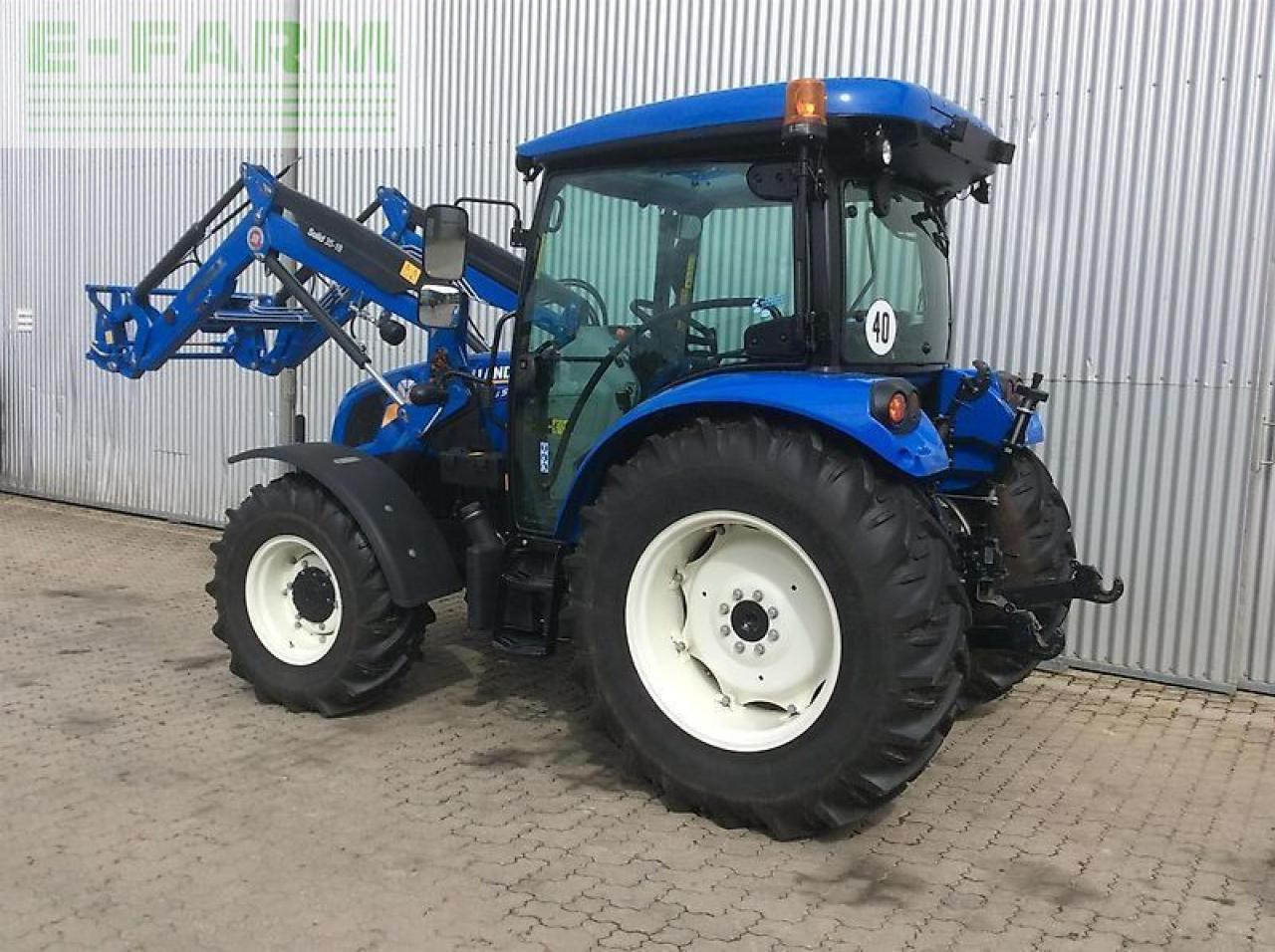 New Holland t 4.55 s S - Tractor agricol: Foto 5 New Holland t 4.55 s S - Tractor agricol: Foto 5