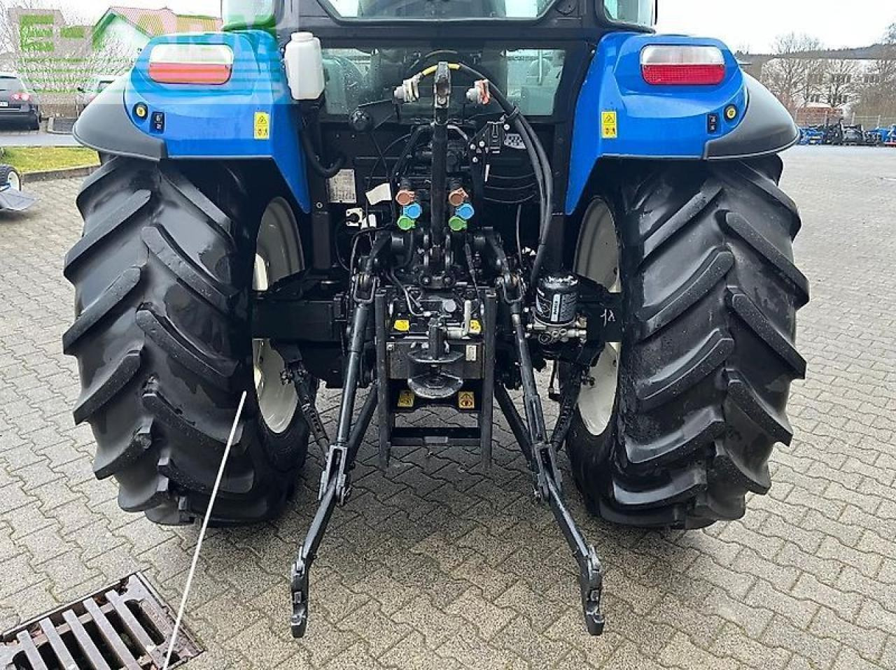 New Holland t 5.95 - Tractor agricol: Foto 5 New Holland t 5.95 - Tractor agricol: Foto 5