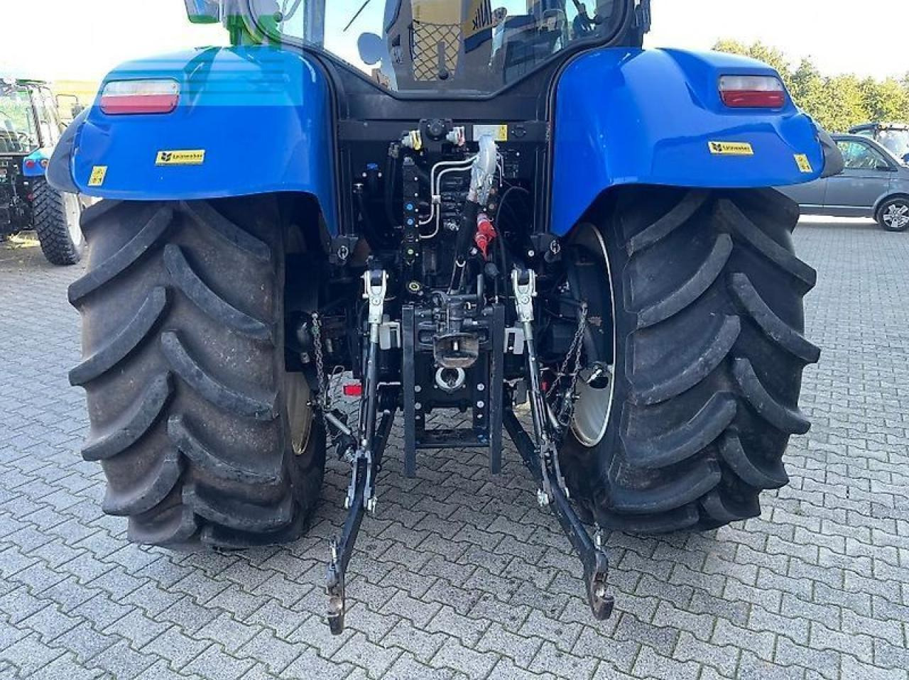 New Holland t 6.180 dc - Tractor agricol: Foto 4 New Holland t 6.180 dc - Tractor agricol: Foto 4