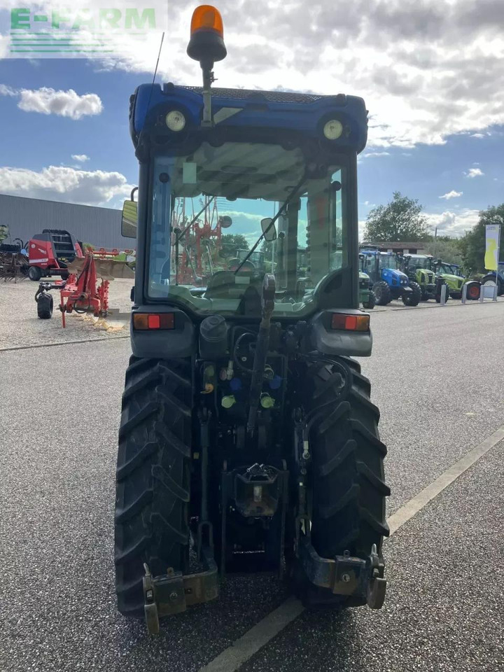 New Holland t4-80v V - Tractor agricol: Foto 3 New Holland t4-80v V - Tractor agricol: Foto 3