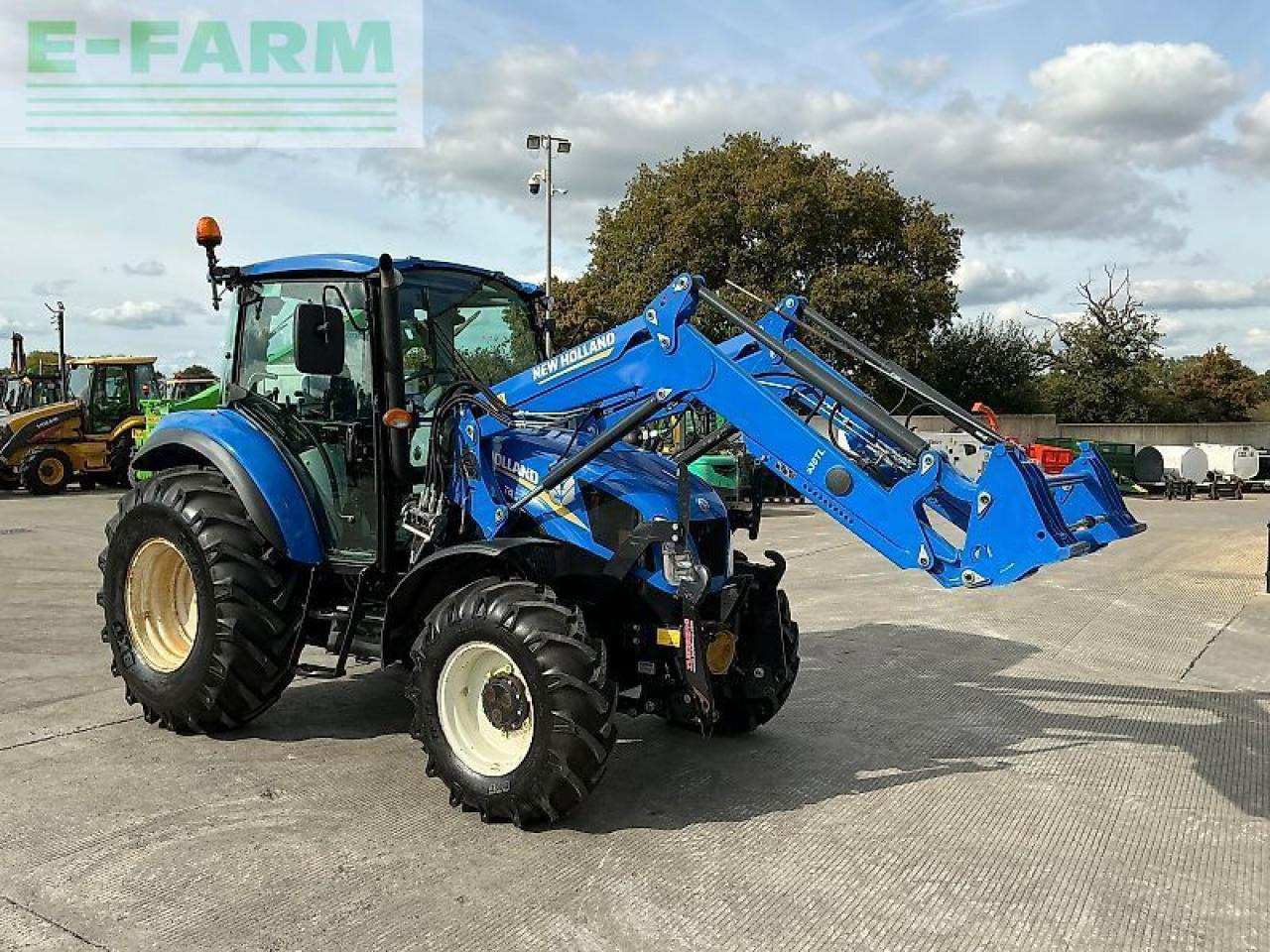 New Holland t4.95 tractor (st24547) - Tractor agricol: Foto 3 New Holland t4.95 tractor (st24547) - Tractor agricol: Foto 3
