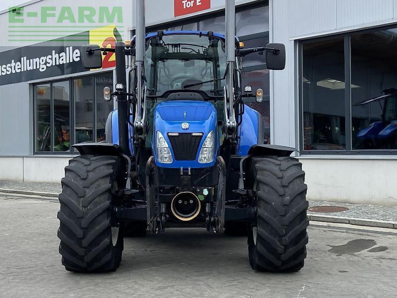 New Holland t5.105 electro command - Tractor agricol: Foto 3 New Holland t5.105 electro command - Tractor agricol: Foto 3