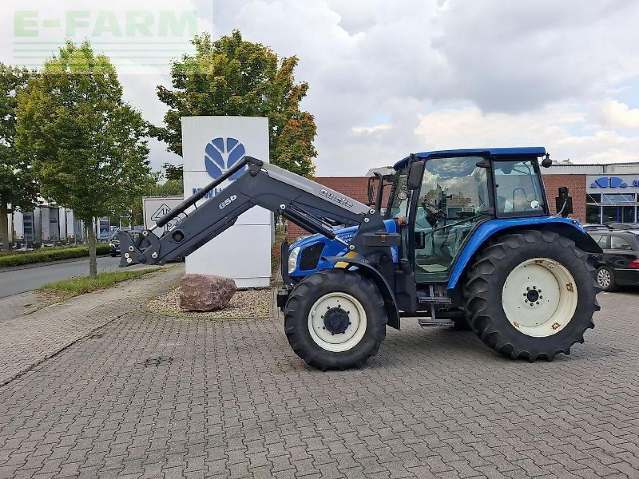 New Holland t5050 - Tractor agricol: Foto 1 New Holland t5050 - Tractor agricol: Foto 1