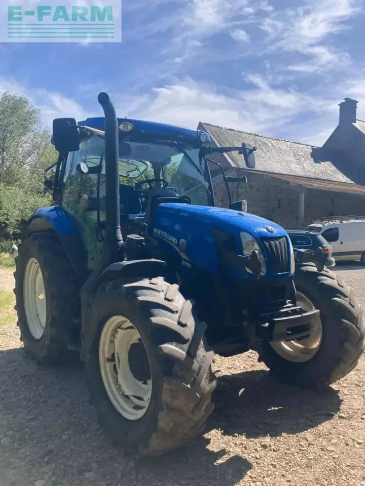 New Holland t6.140 dualcommand - Tractor agricol: Foto 1 New Holland t6.140 dualcommand - Tractor agricol: Foto 1