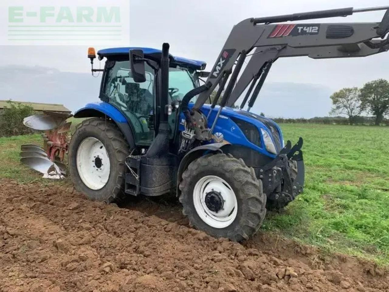 New Holland t6-155ac - Tractor agricol: Foto 1 New Holland t6-155ac - Tractor agricol: Foto 1