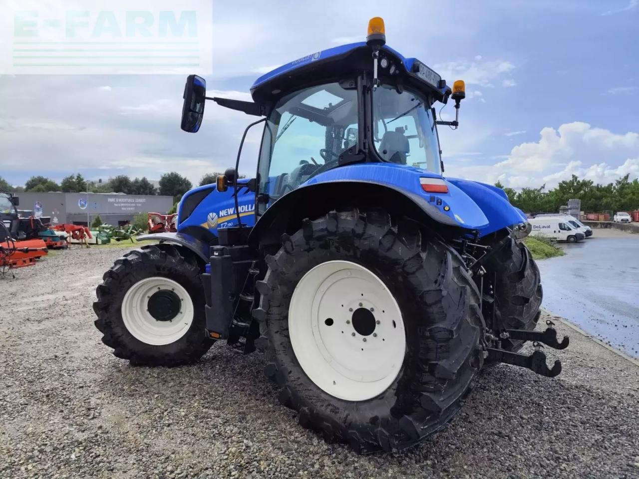 New Holland t7 190 pc - Tractor agricol: Foto 2 New Holland t7 190 pc - Tractor agricol: Foto 2