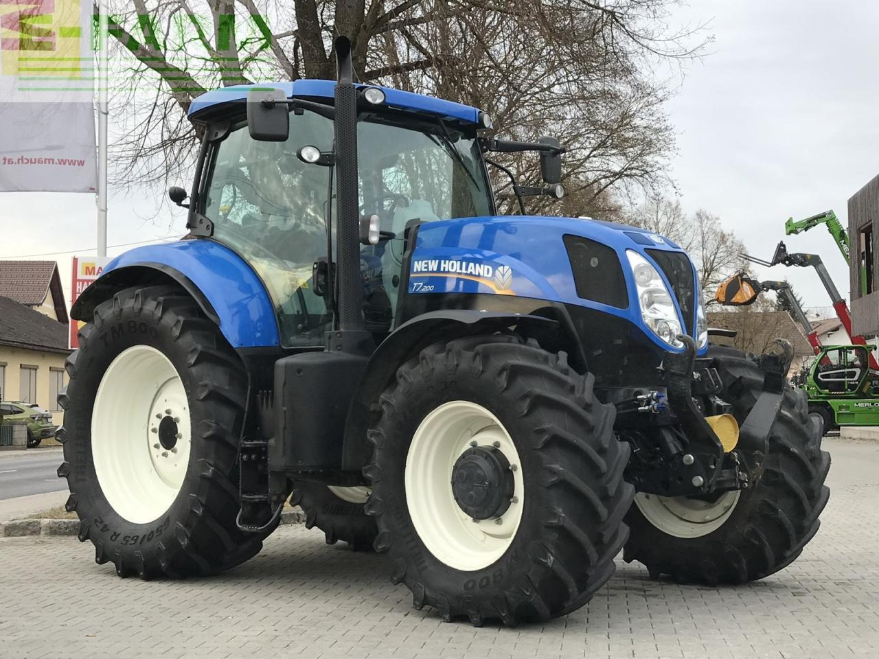 New Holland t7.200 range command - Tractor agricol: Foto 1 New Holland t7.200 range command - Tractor agricol: Foto 1