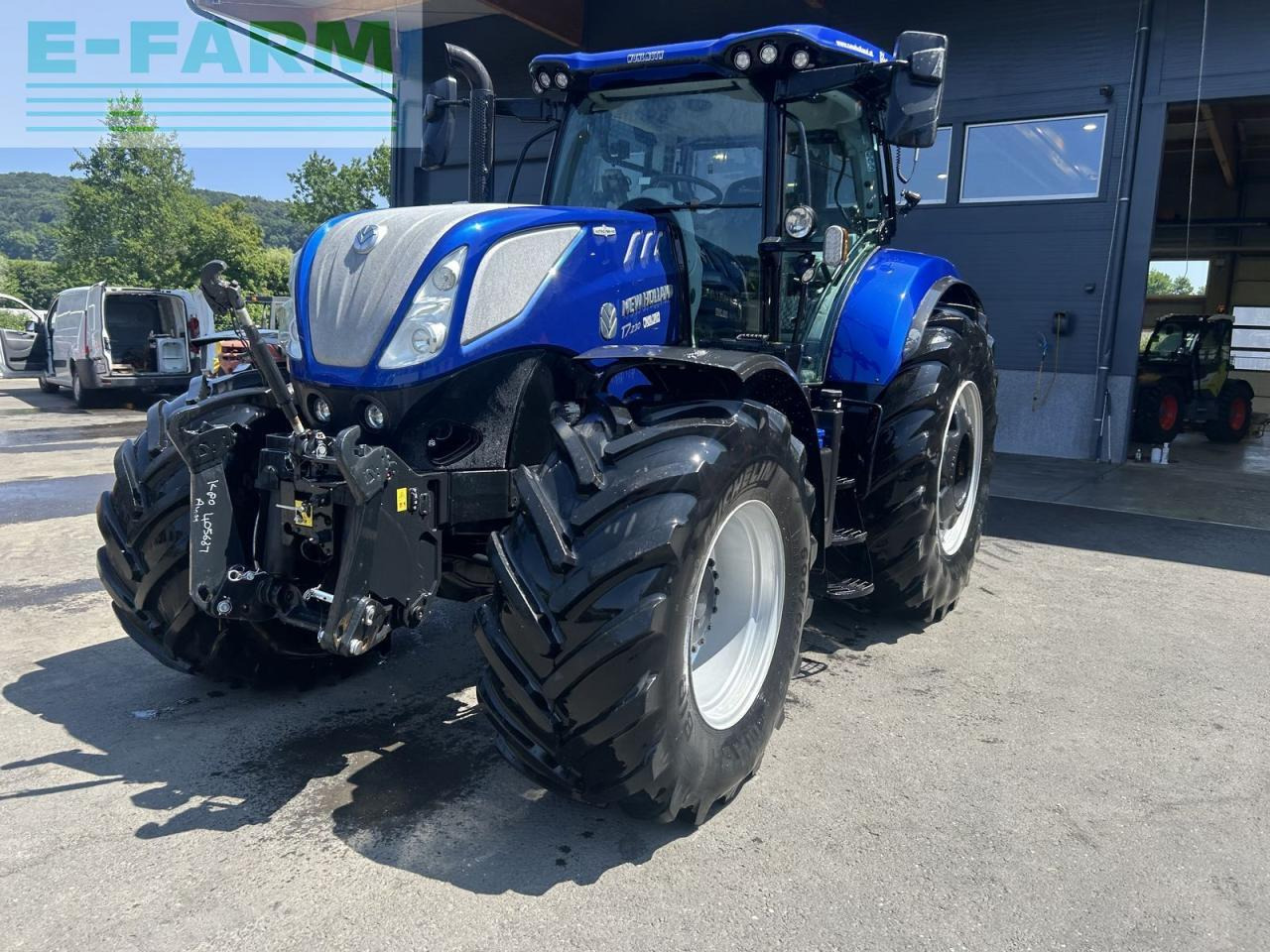 New Holland t7.230 plm auto command - Tractor agricol: Foto 2 New Holland t7.230 plm auto command - Tractor agricol: Foto 2