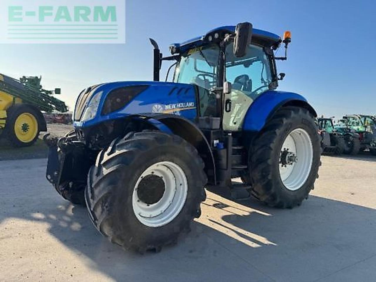New Holland t7.260 pc - Tractor agricol: Foto 1 New Holland t7.260 pc - Tractor agricol: Foto 1