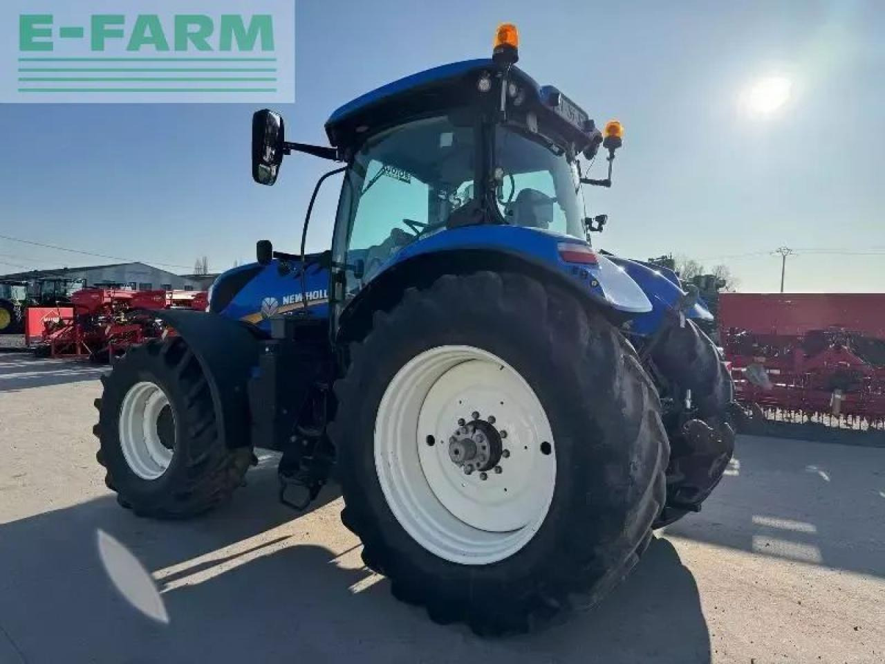 New Holland t7.260 pc - Tractor agricol: Foto 2 New Holland t7.260 pc - Tractor agricol: Foto 2