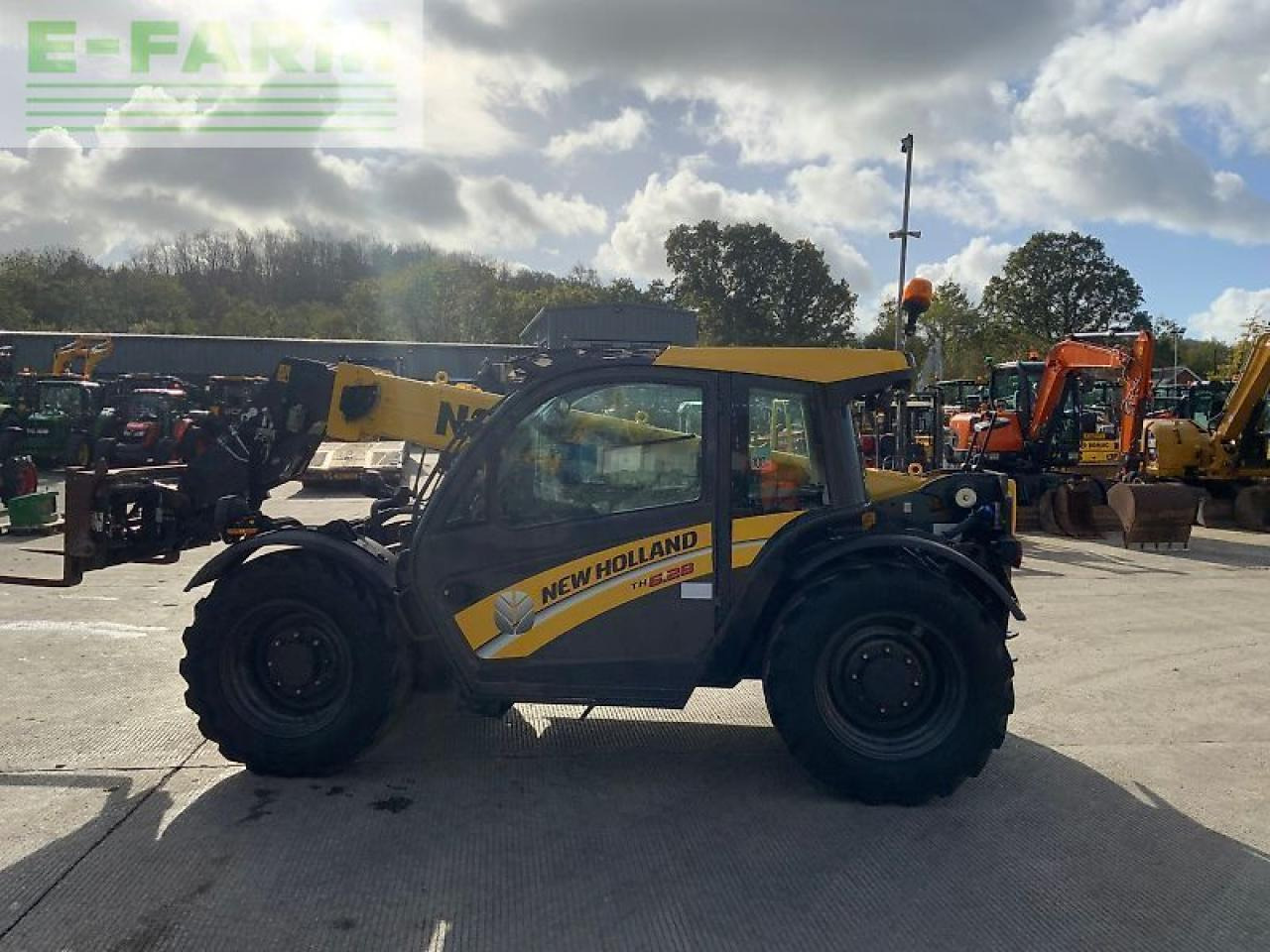 New Holland th6.28 telehandler (st24886) - Stivuitor telescopic: Foto 4 New Holland th6.28 telehandler (st24886) - Stivuitor telescopic: Foto 4