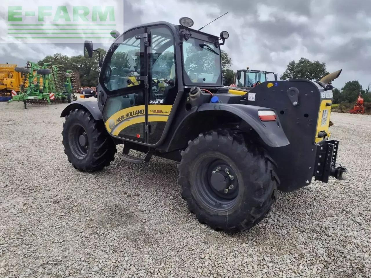 New Holland th6.36 - Stivuitor telescopic: Foto 4 New Holland th6.36 - Stivuitor telescopic: Foto 4