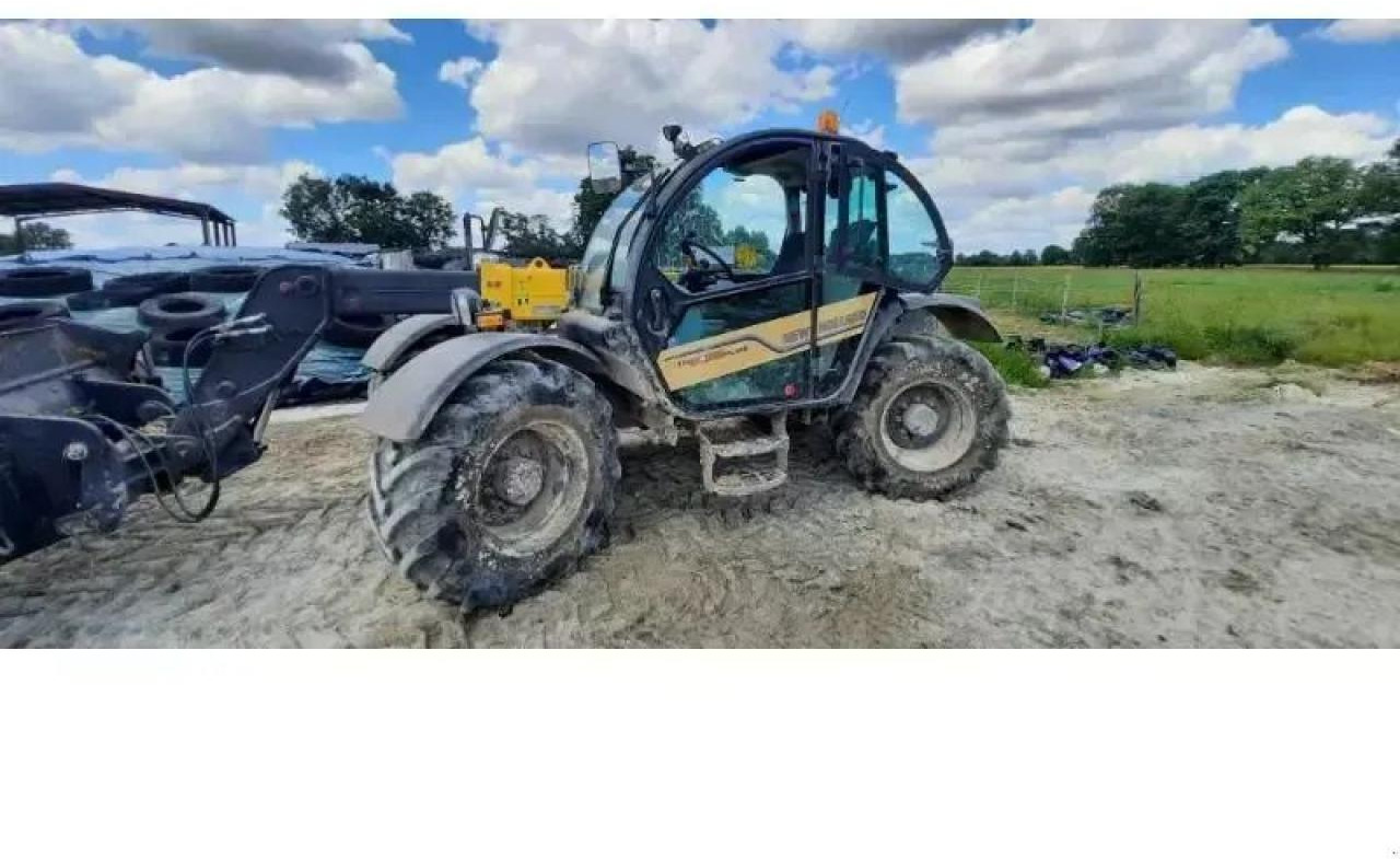 New Holland th6-36 - Stivuitor telescopic: Foto 2 New Holland th6-36 - Stivuitor telescopic: Foto 2