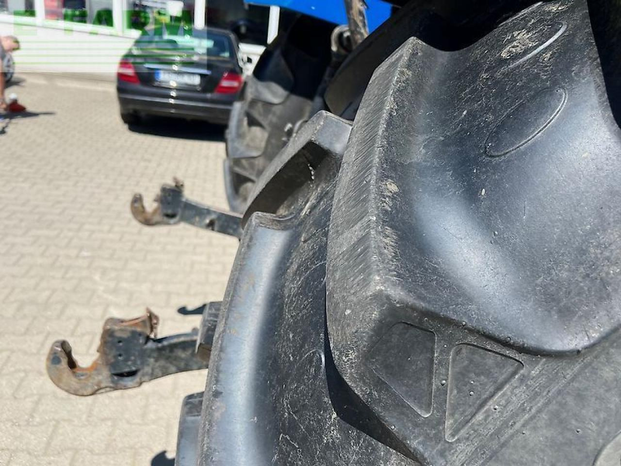 Tractor agricol New Holland tvt 135: Foto 8