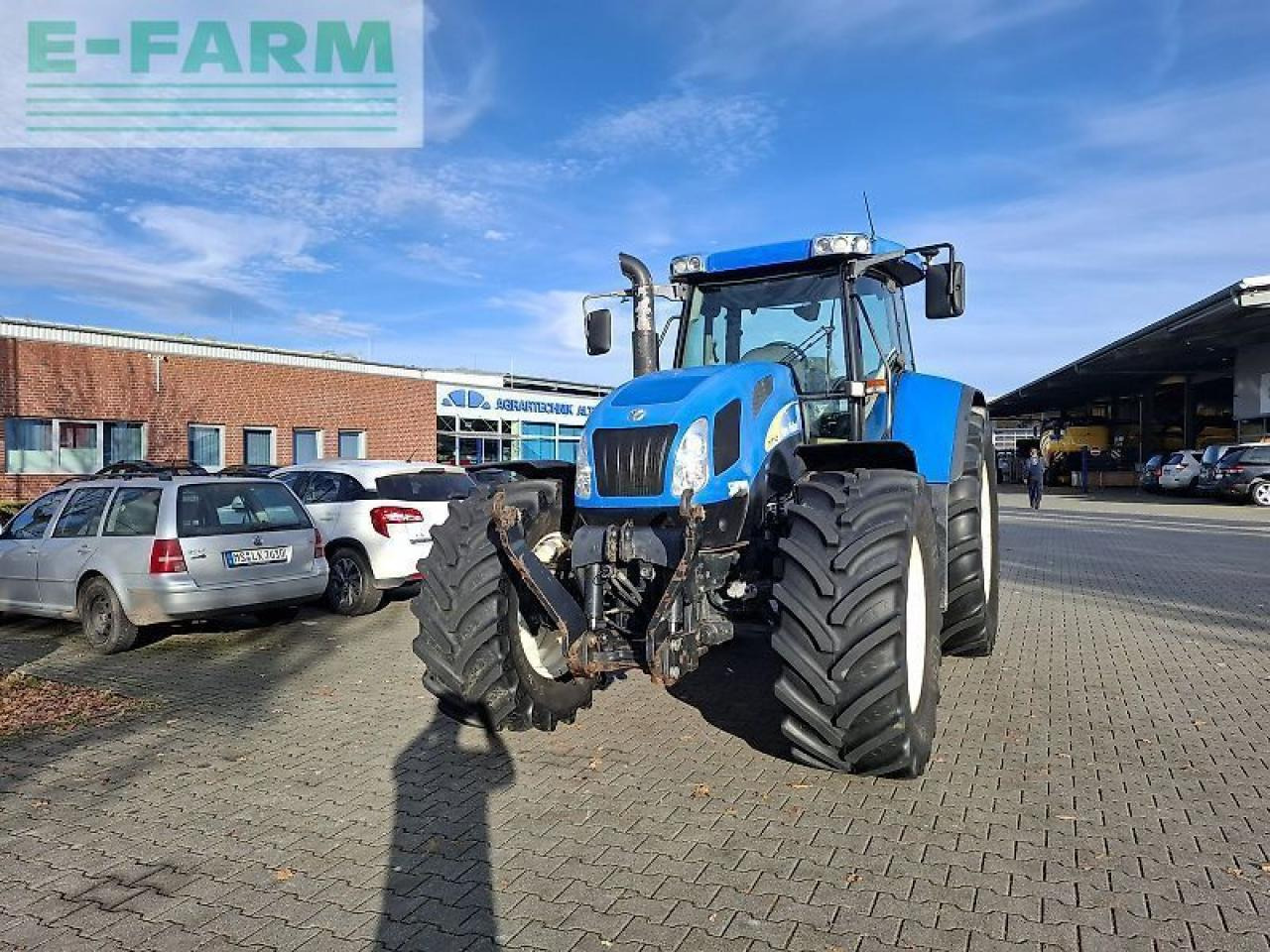 New Holland tvt 145 - Tractor agricol: Foto 3 New Holland tvt 145 - Tractor agricol: Foto 3