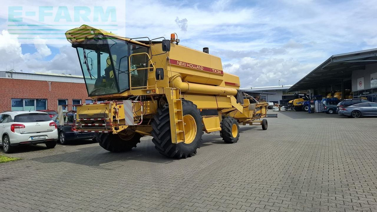 New Holland tx 34 / tx34 - Combină de recoltat cereale: Foto 2 New Holland tx 34 / tx34 - Combină de recoltat cereale: Foto 2