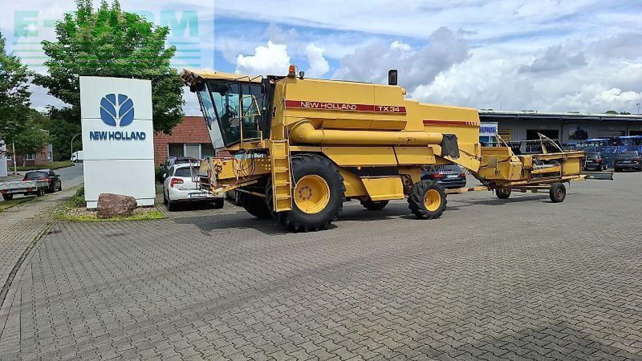 New Holland tx 34 / tx34 - Combină de recoltat cereale: Foto 1 New Holland tx 34 / tx34 - Combină de recoltat cereale: Foto 1
