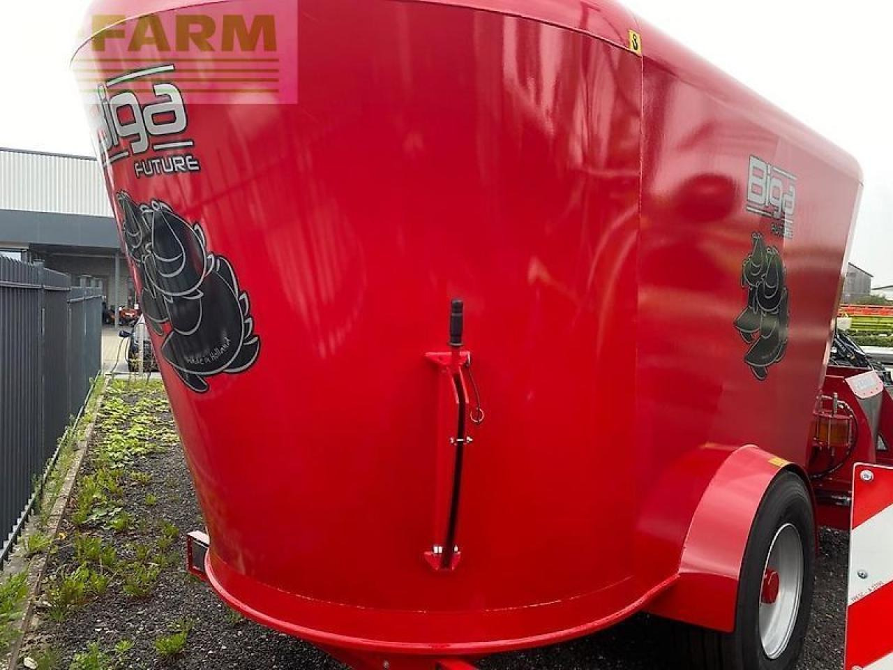 Peecon biga 18 lowliner - Utilaje de creştere vite: Foto 4 Peecon biga 18 lowliner - Utilaje de creştere vite: Foto 4