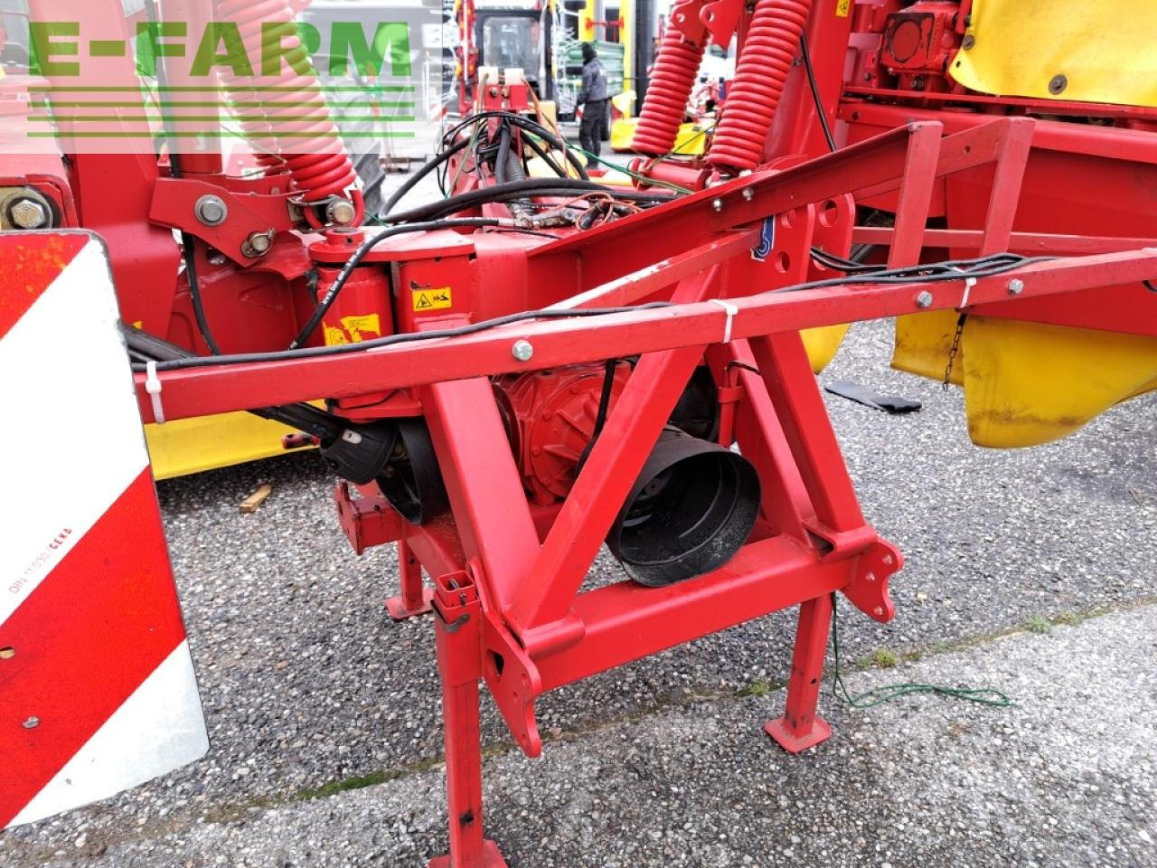 Pöttinger Novacat V 8600 - Cositoare: Foto 5 Pöttinger Novacat V 8600 - Cositoare: Foto 5