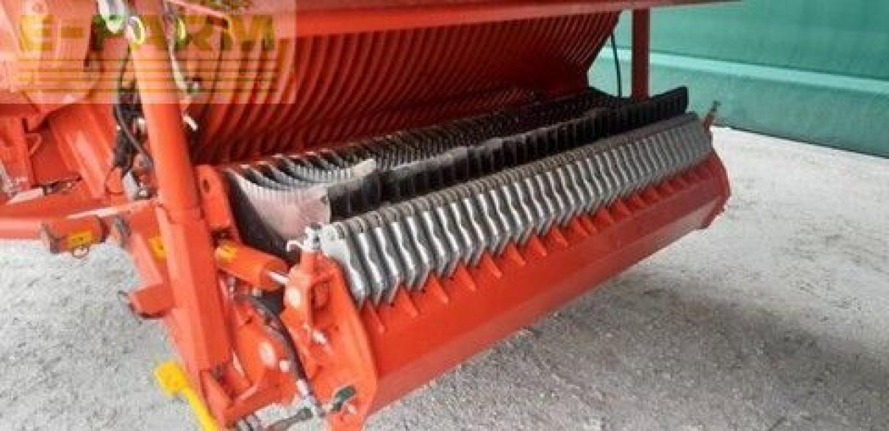 Pöttinger europrofi 5010 combiline - Remorcă autobasculantă agricolă: Foto 5 Pöttinger europrofi 5010 combiline - Remorcă autobasculantă agricolă: Foto 5