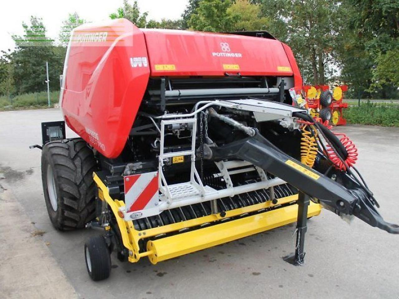 Pöttinger impress 3130 f pro - Presă baloţi dreptunghiulari: Foto 4 Pöttinger impress 3130 f pro - Presă baloţi dreptunghiulari: Foto 4